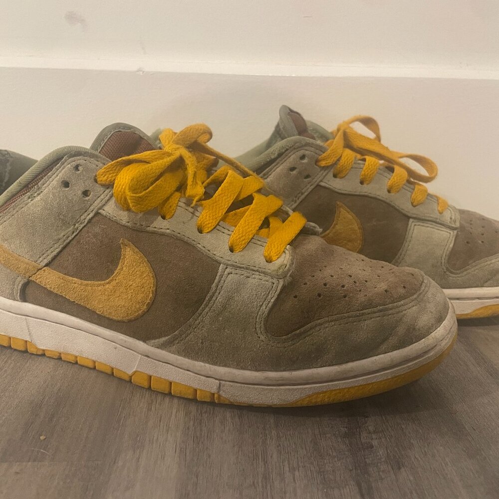 Shoes - Mens Nike Dunk Low Dusty Olive (Sz 7)